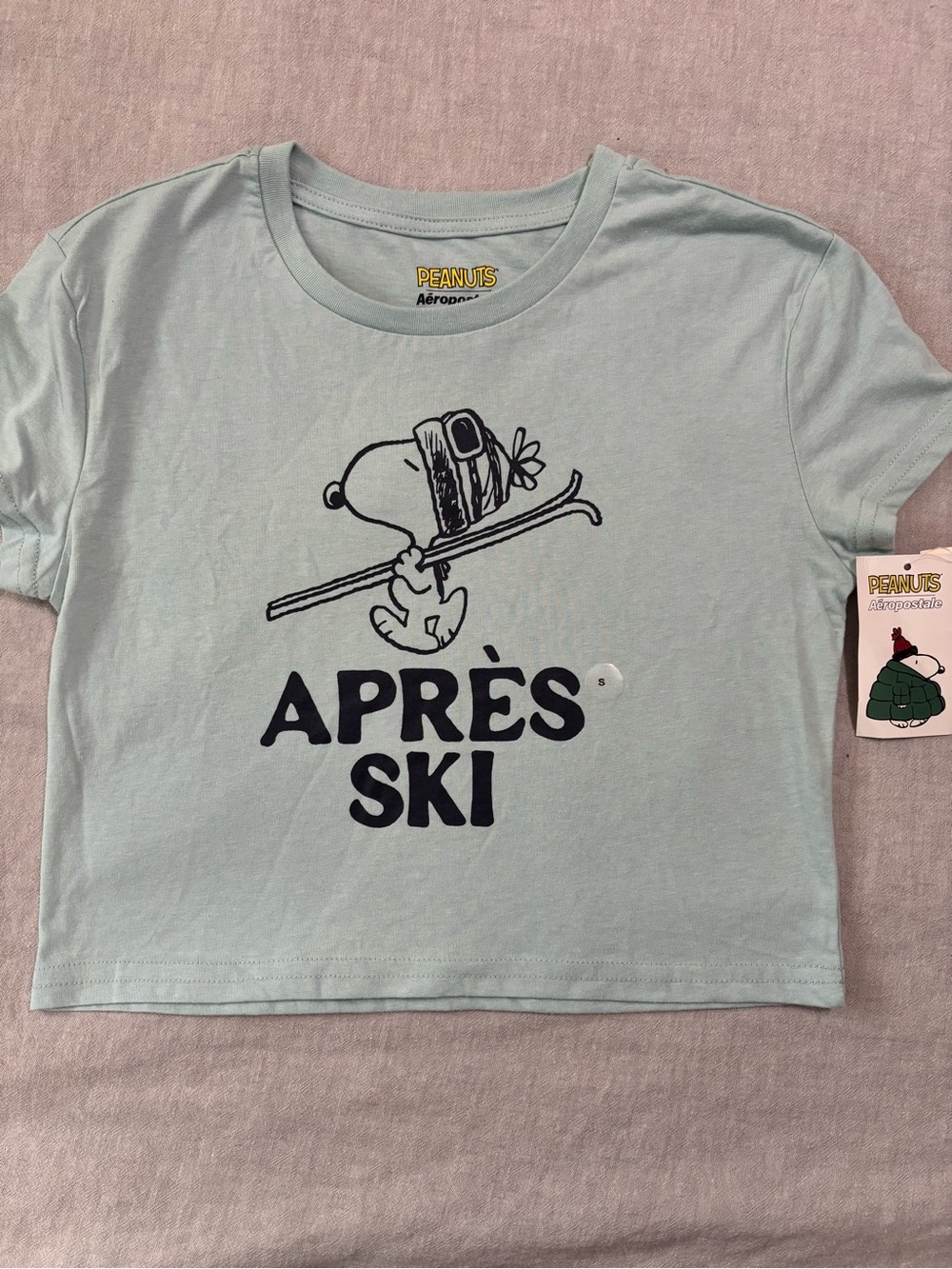 Aeropostale Peanuts Snoopy Après Ski Crop Tee - Light Blue NWT